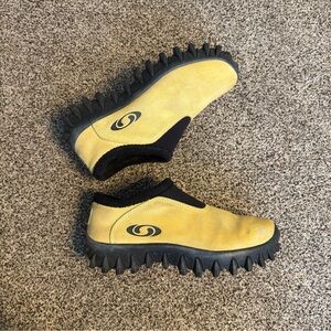 Salomon Butter Yellow SnowClogs